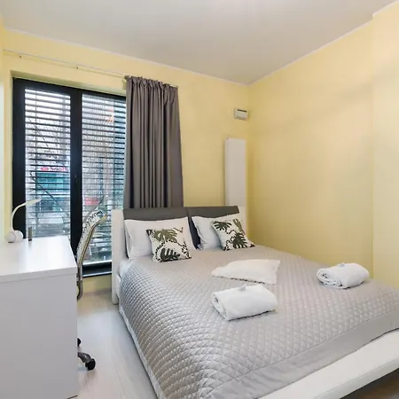 Centre Air-conditioned & Pet-friendly By Renters Apartment Poznan